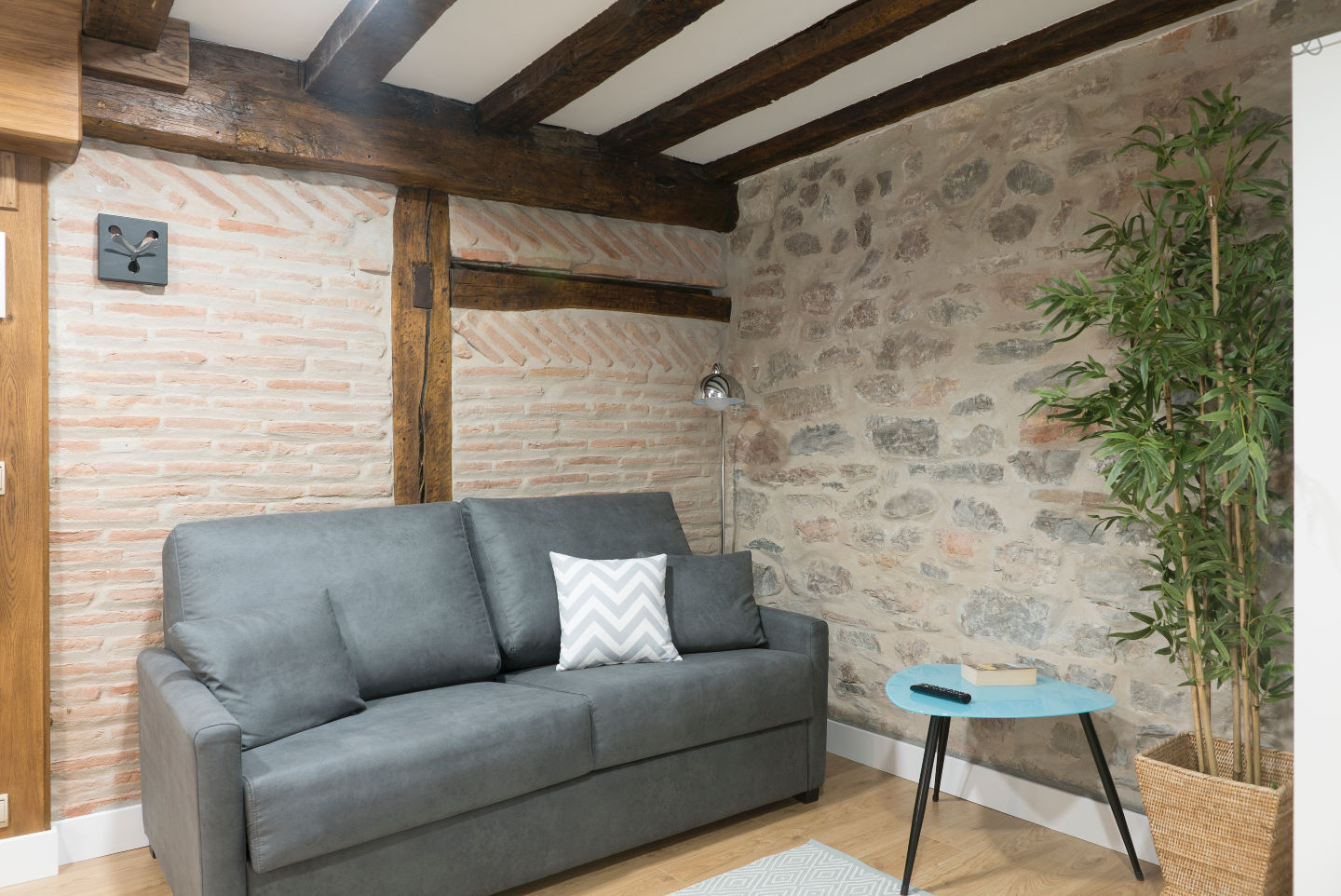 San Sebastian Apartments: OLD TOWN NEAR BEACH - www·SanSebastianApartments·es - vacation hotel holiday home rental photo 8, hotel accommodation in San Sebastian on the Camino del Norte