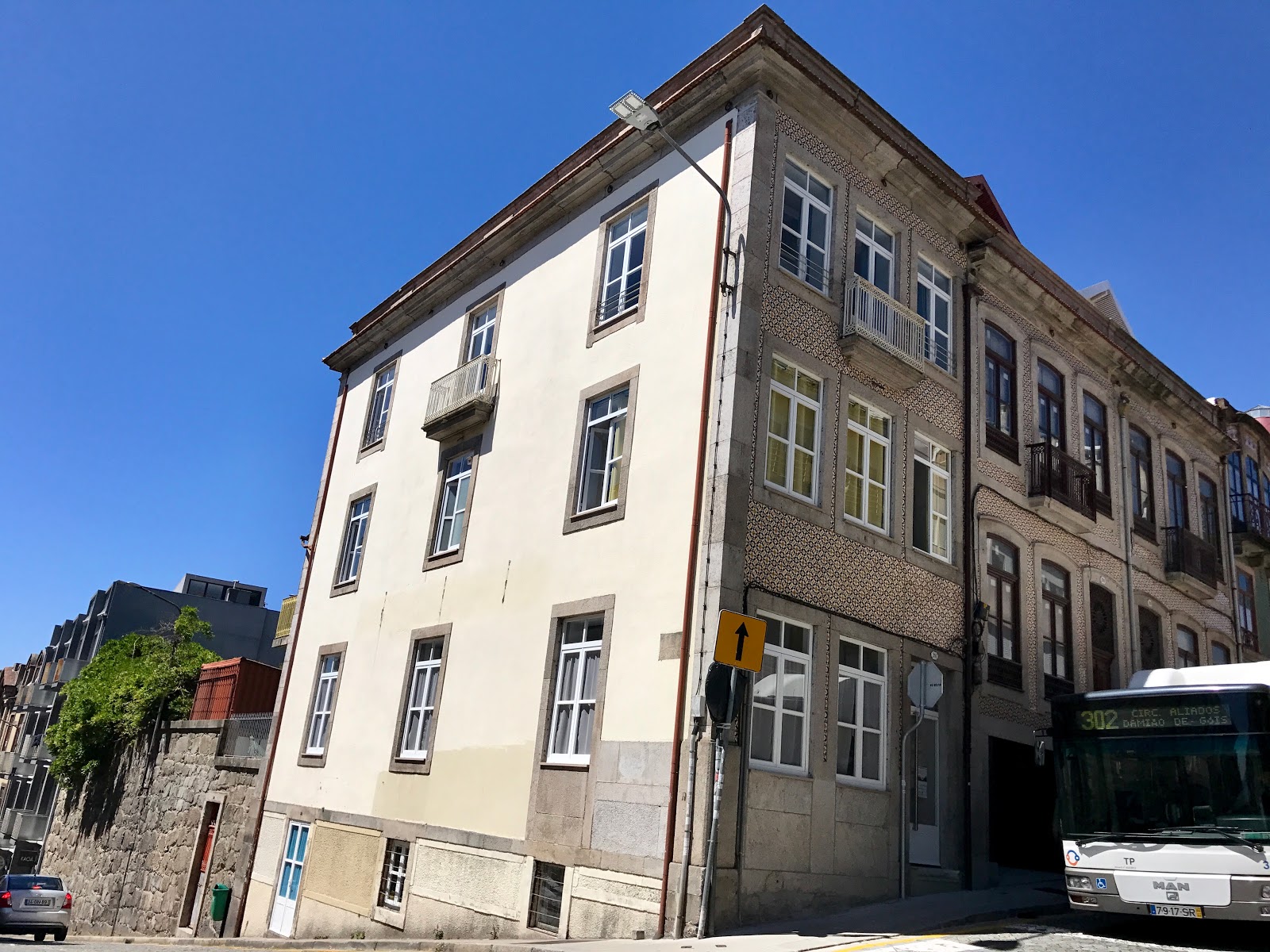 Urban Garden Porto Central Hostel, hostel accommodation in Porto on the Camino Portuguese