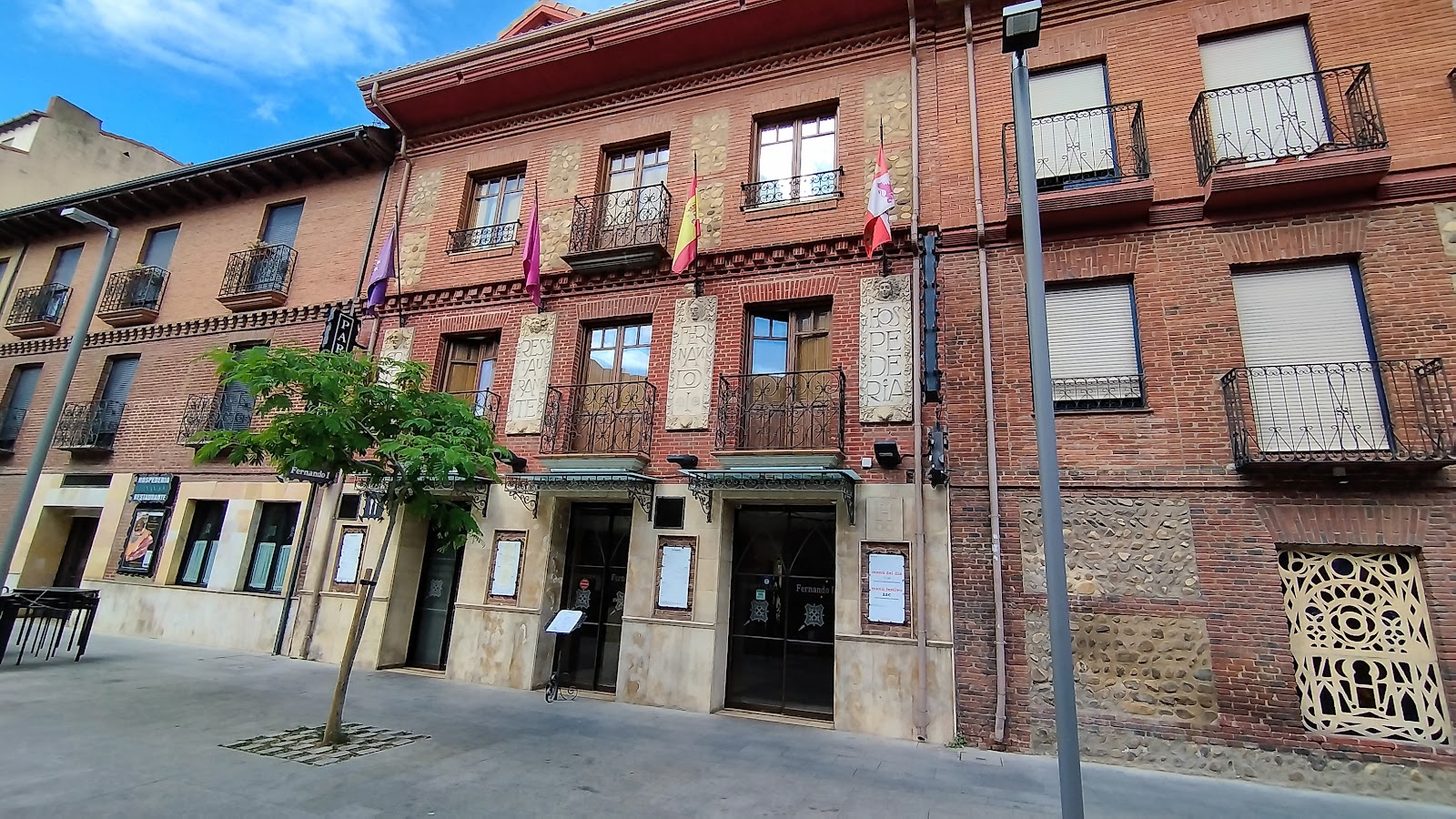 Hospederia Fernando I photo 3, guesthouse accommodation in León on the Camino Frances