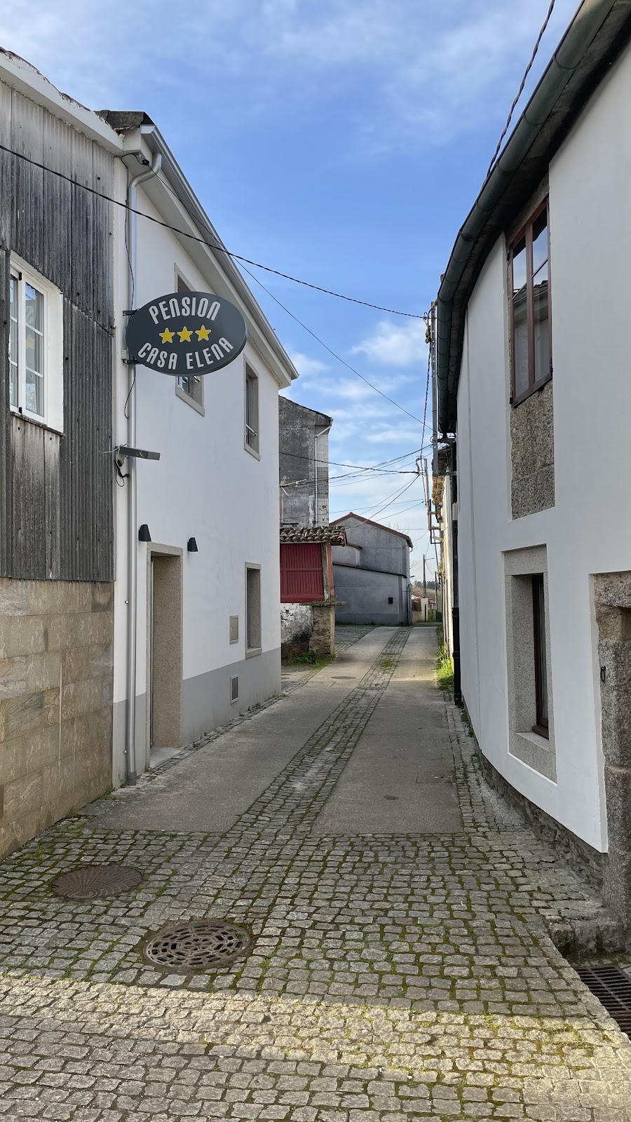 PENSION CASA ELENA ***, guesthouse accommodation in Arzúa on the Camino Frances