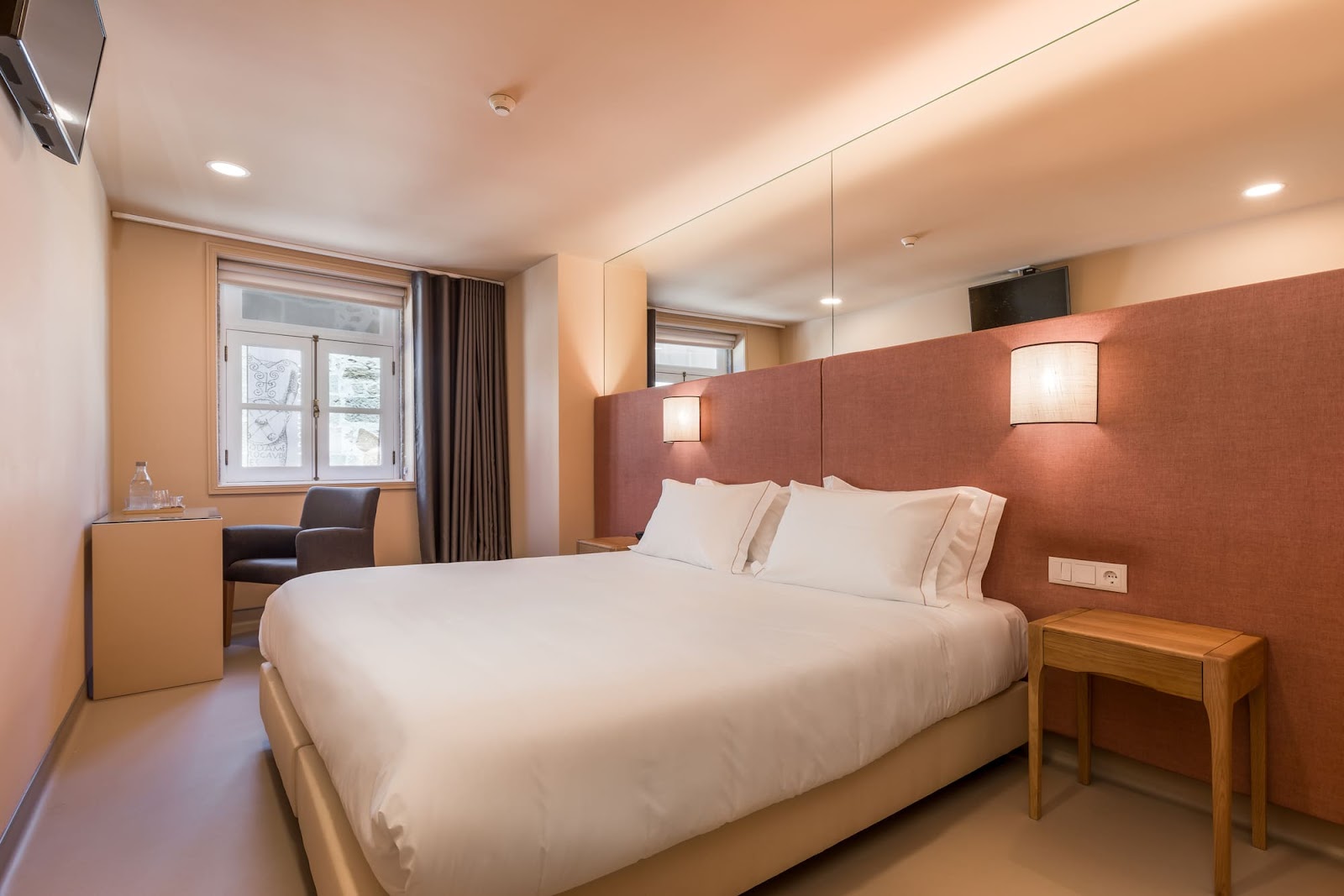 Hotel Margarida da Praca photo 2, hotel accommodation in Viana do Castelo on the Camino Portuguese