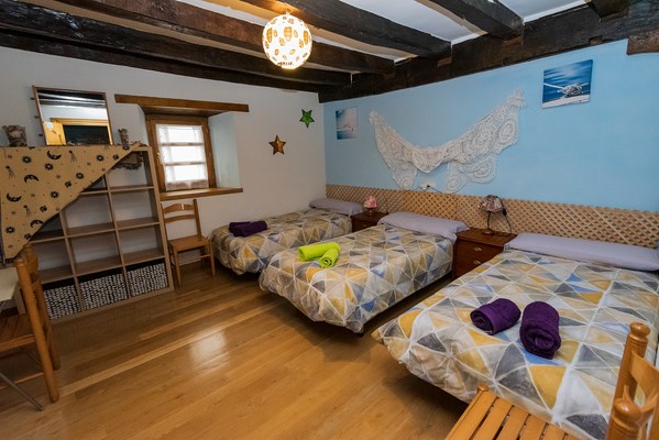 "El Camino" Inn photo 2, pension accommodation in Lintzoain on the Camino Frances