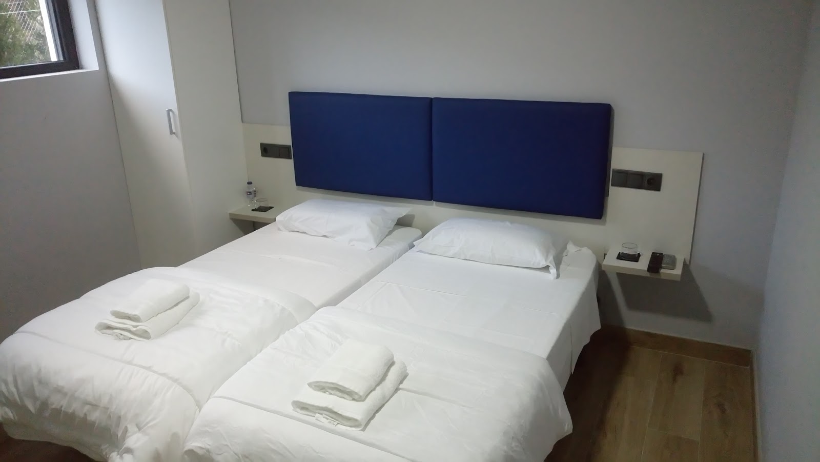 Pensión Lo photo 13, guesthouse accommodation in Pedrouze / Arca on the Camino Frances