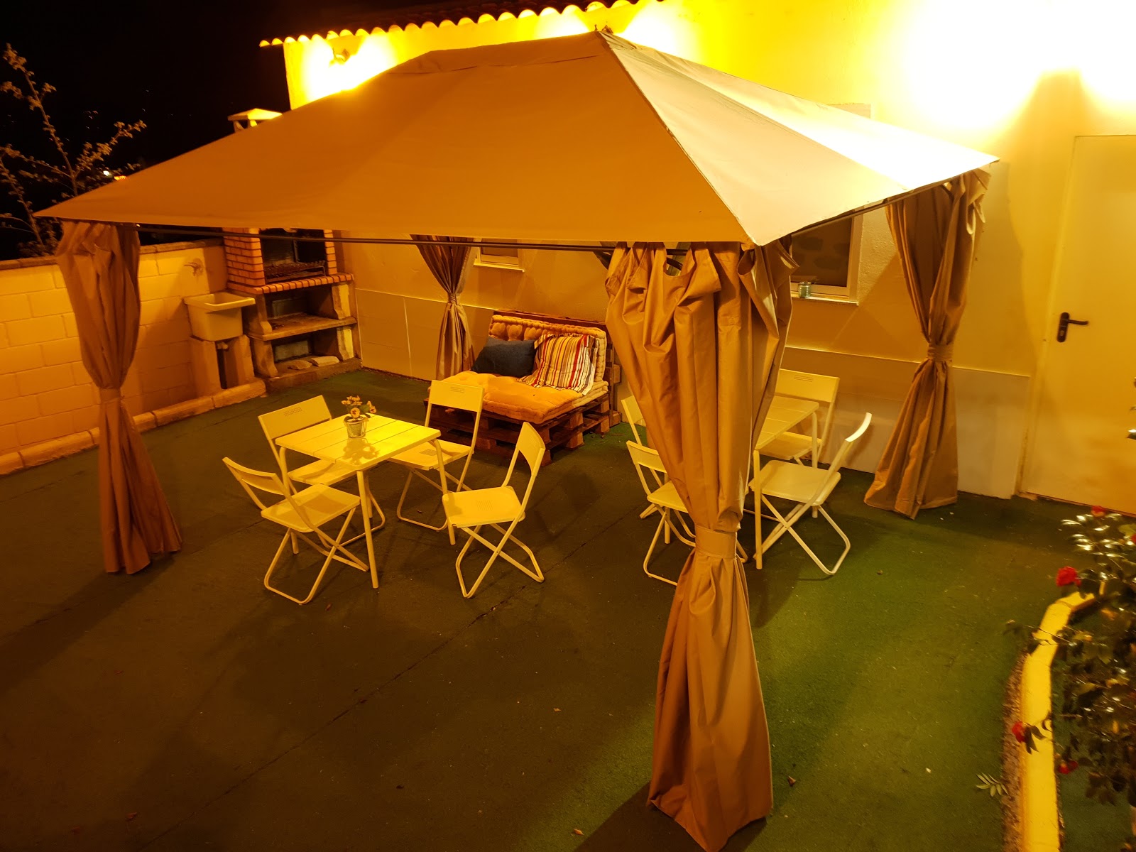 Sleeping Sarria Hostel photo 6, albergue accommodation in Sarria on the Camino Frances
