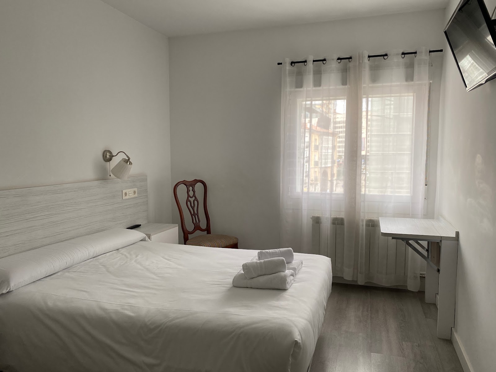 Hostal Lar photo 2, pension accommodation in Burgos on the Camino Frances