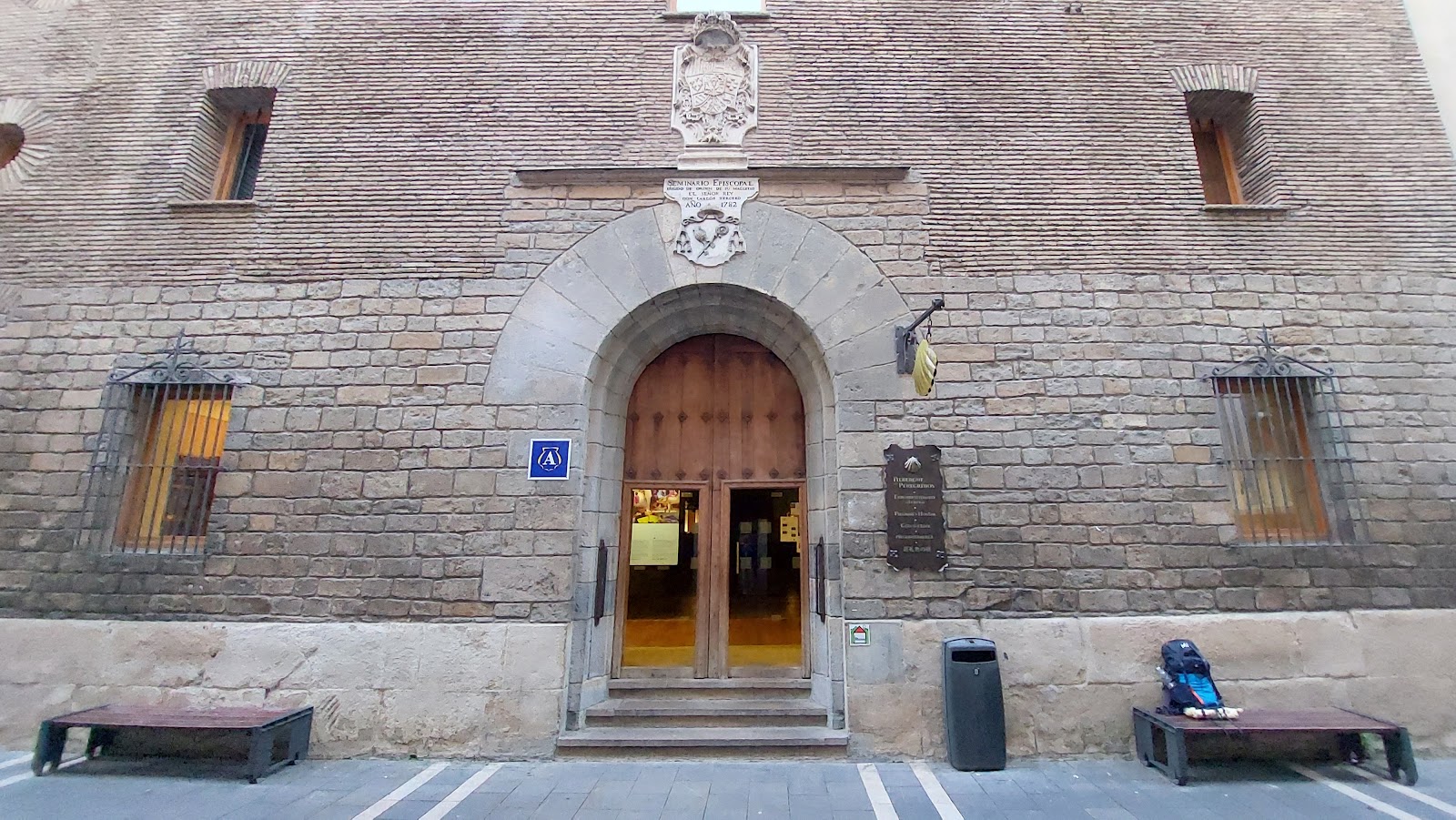 Albergue Jesus y Maria, albergue accommodation in Pamplona on the Camino Frances