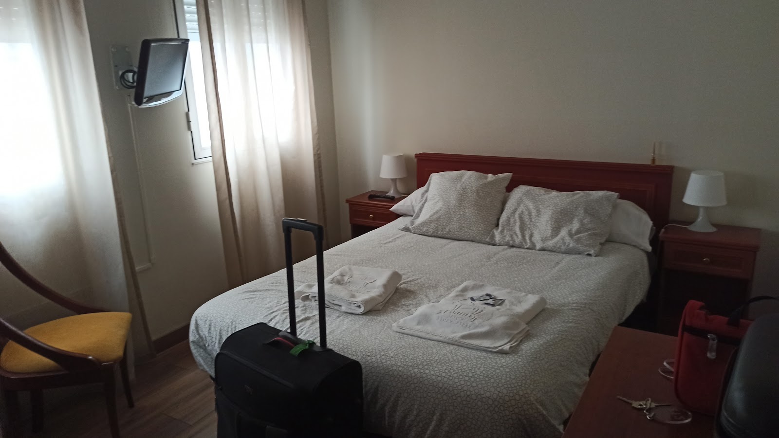 Hostal Restaurante Central photo 7, pension accommodation in La Virgen del Camino on the Camino Frances
