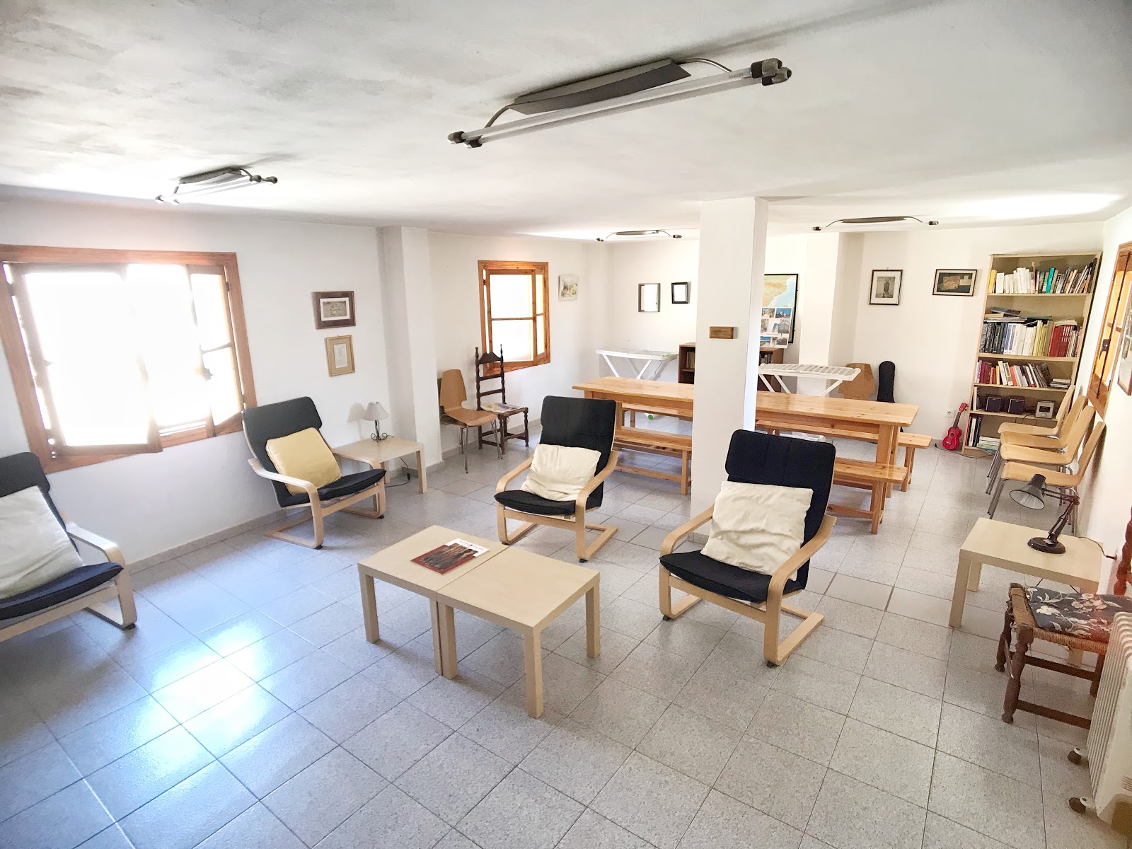 Refugio Gaucelmo photo 6, albergue accommodation in Rabanal del Camino on the Camino Frances