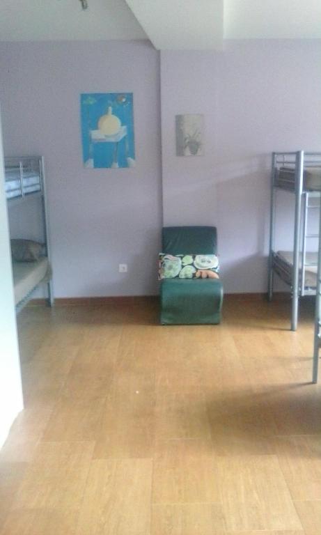Albergue O Apalpador photo 3, albergue accommodation in Melide on the Camino Frances