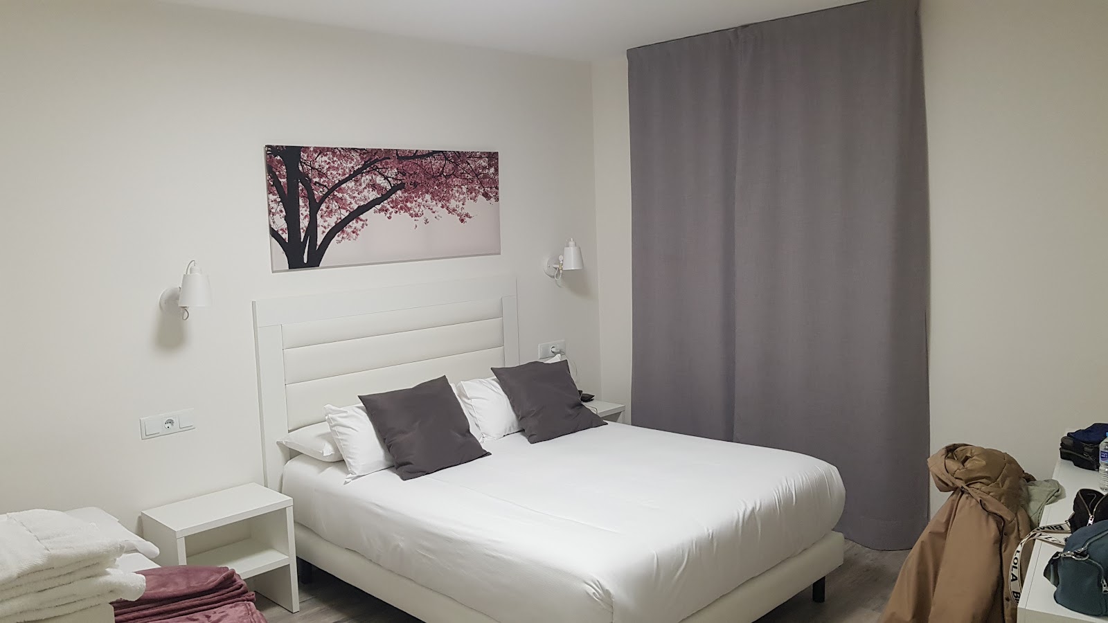 Hostal Comfort Suites photo 10, pension accommodation in Carrión de los Condes on the Camino Frances