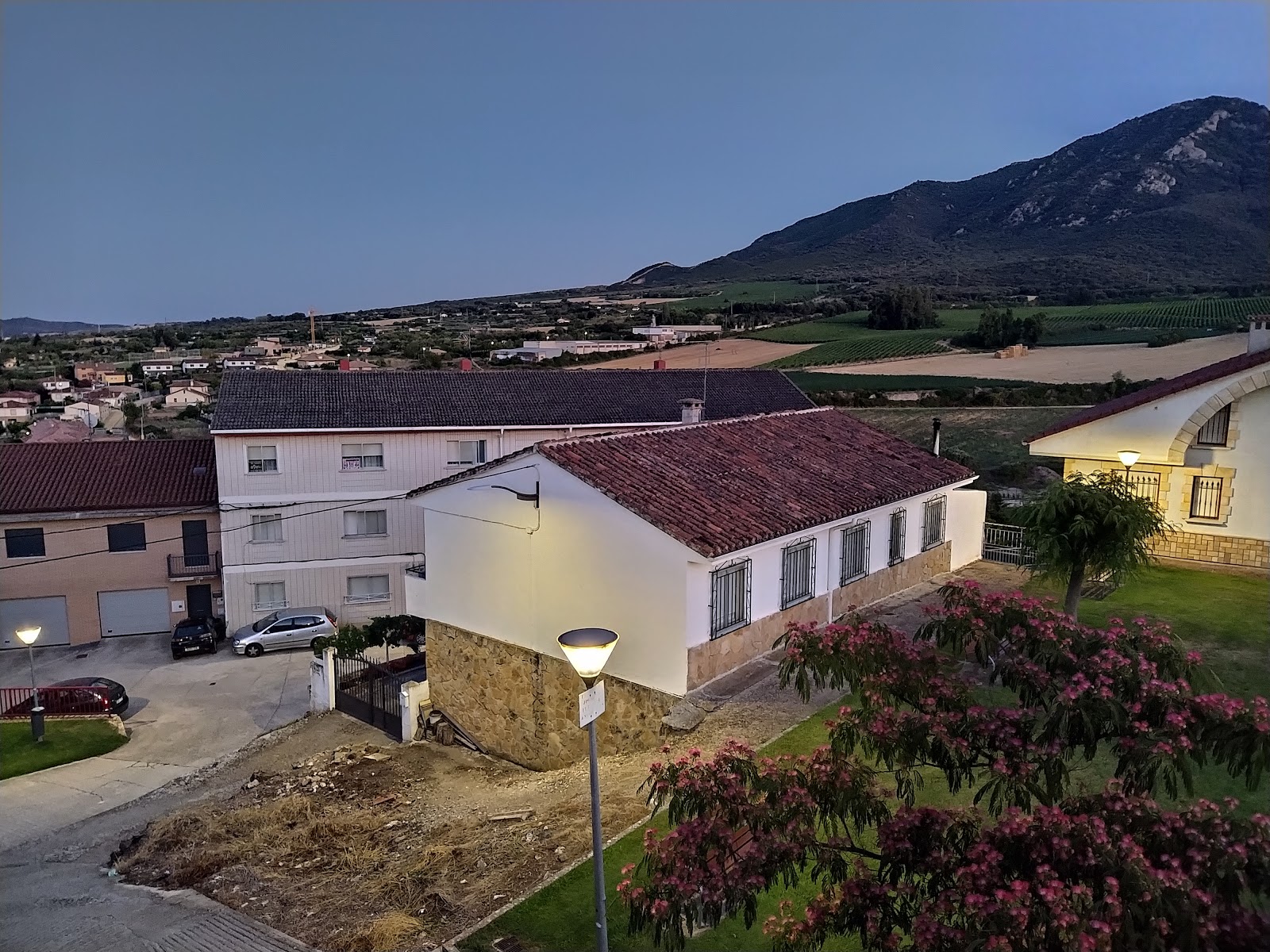 APARTAMENTOS MONTEJURRA photo 5, apartment accommodation in Ayegui on the Camino Frances