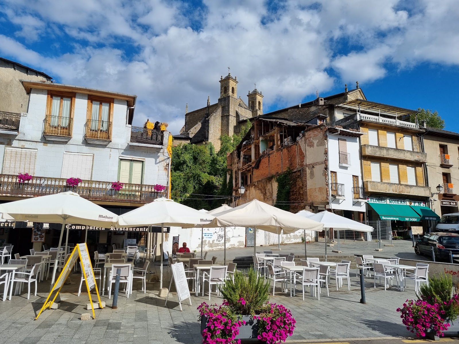 Hotel San Francisco photo 2, hotel accommodation in Villafranca del Bierzo on the Camino Frances