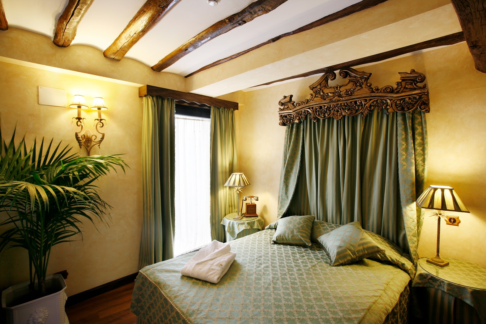Hotel Boutique Real Casona de las Amas photo 10, hotel accommodation in Azofra on the Camino Frances