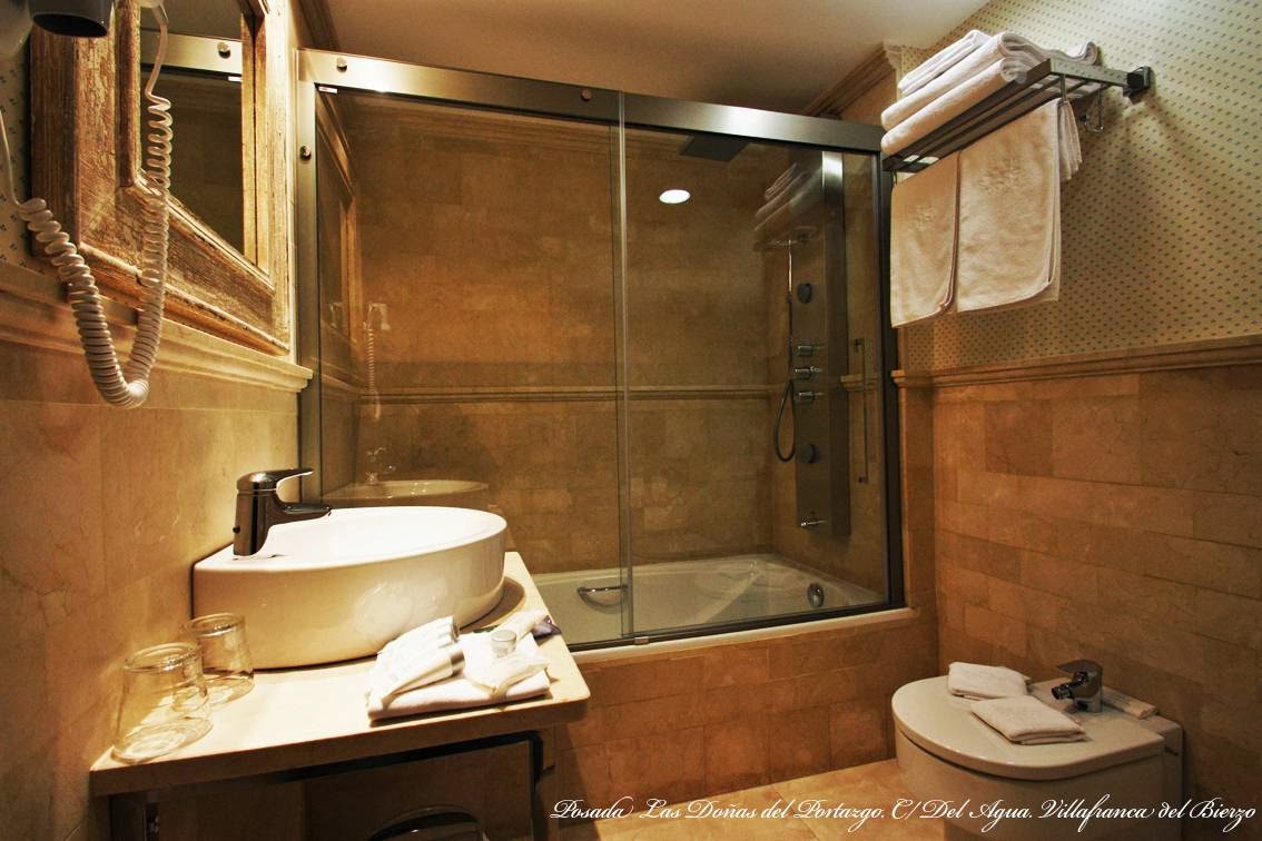 Las Doñas del Portazgo photo 3, hotel accommodation in Villafranca del Bierzo on the Camino Frances