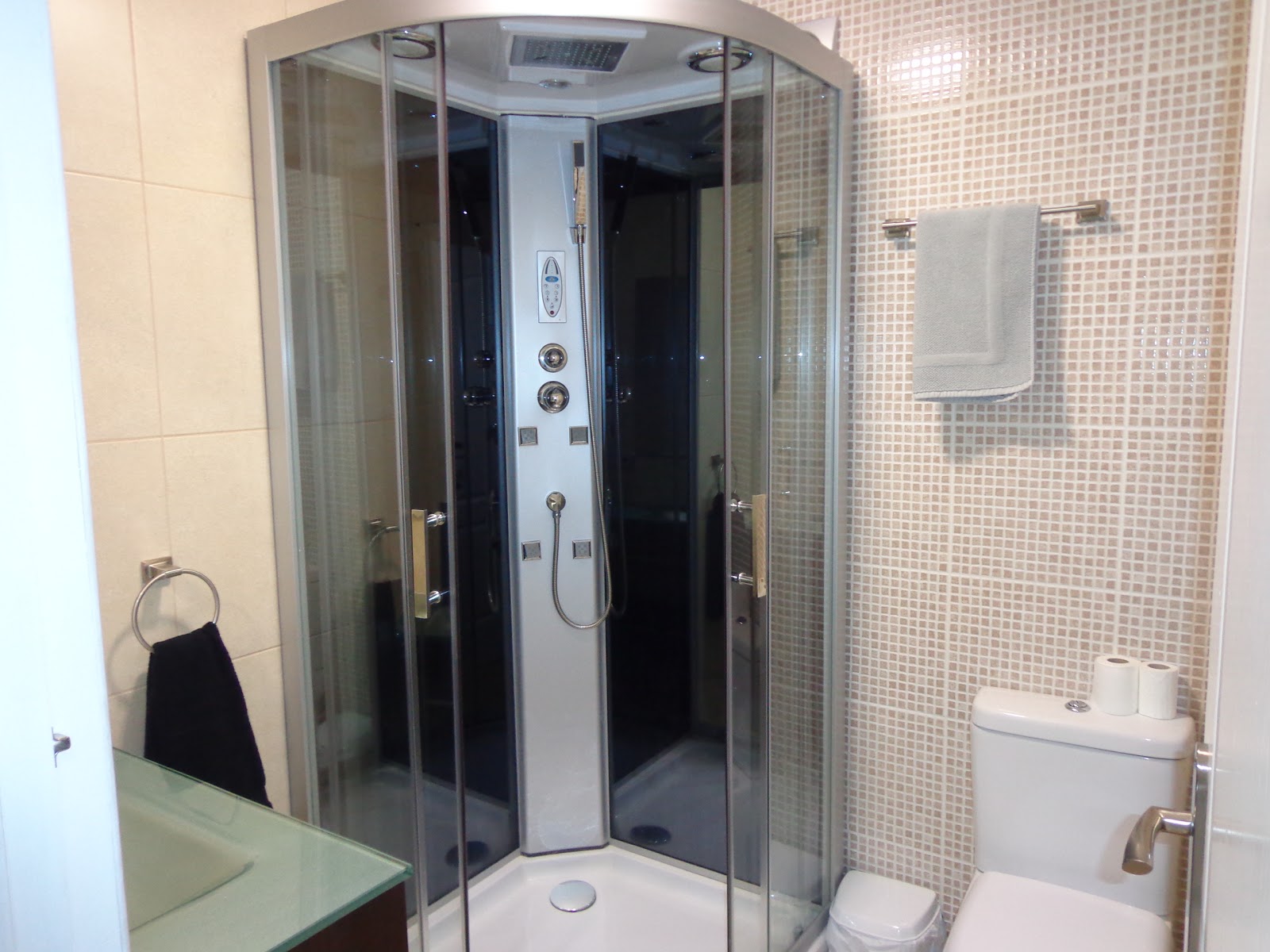 Albergue Aqua Portomarin photo 7, albergue accommodation in Portomarin on the Camino Frances