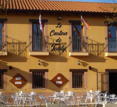 La Cantina de Teddy photo 9, albergue accommodation in Reliegos on the Camino Frances