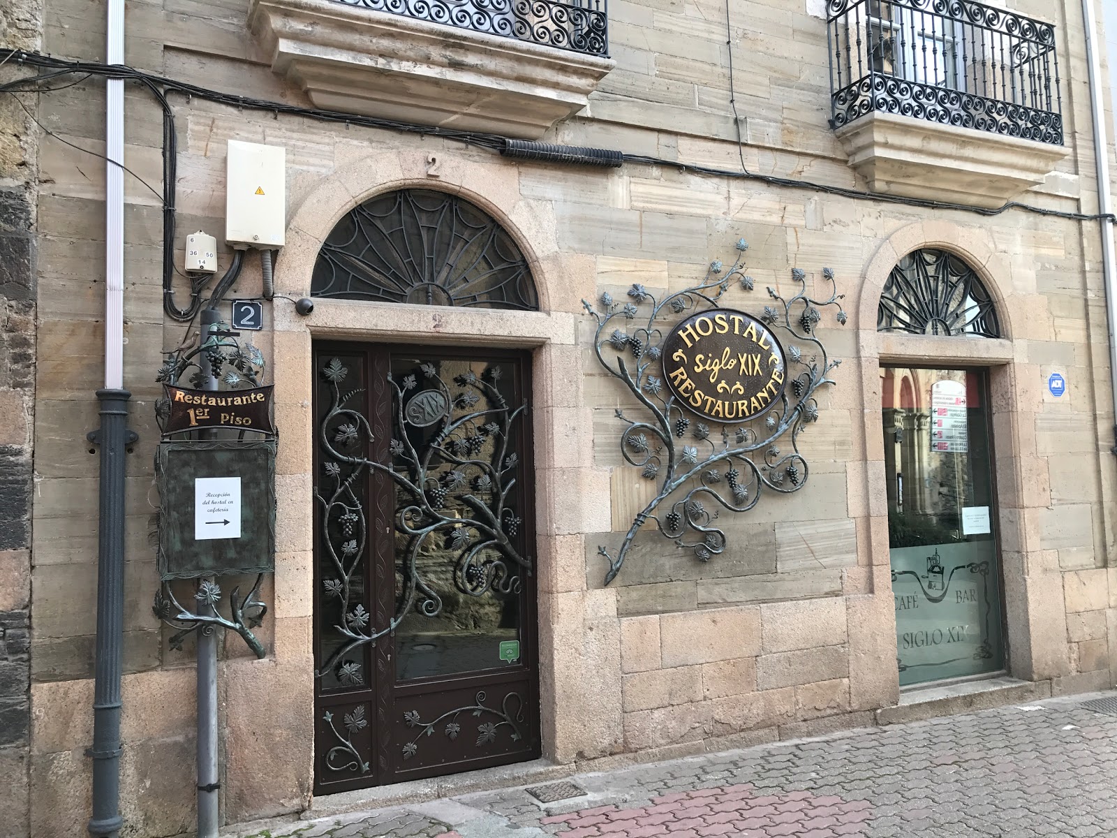 Hostal Restaurante Siglo XIX photo 9, pension accommodation in Cacabelos on the Camino Frances