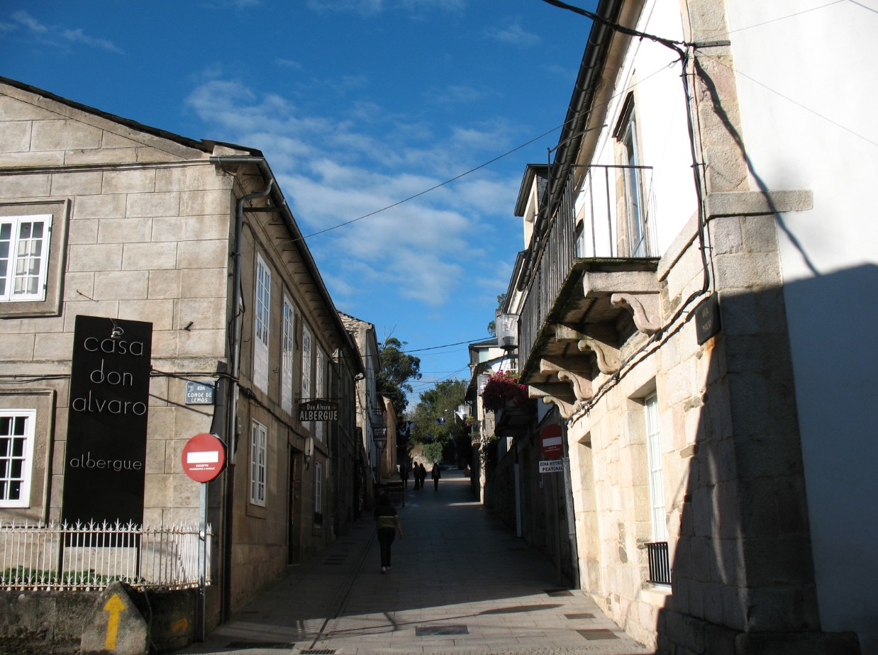 Albergue los Blasones photo 9, albergue accommodation in Sarria on the Camino Frances