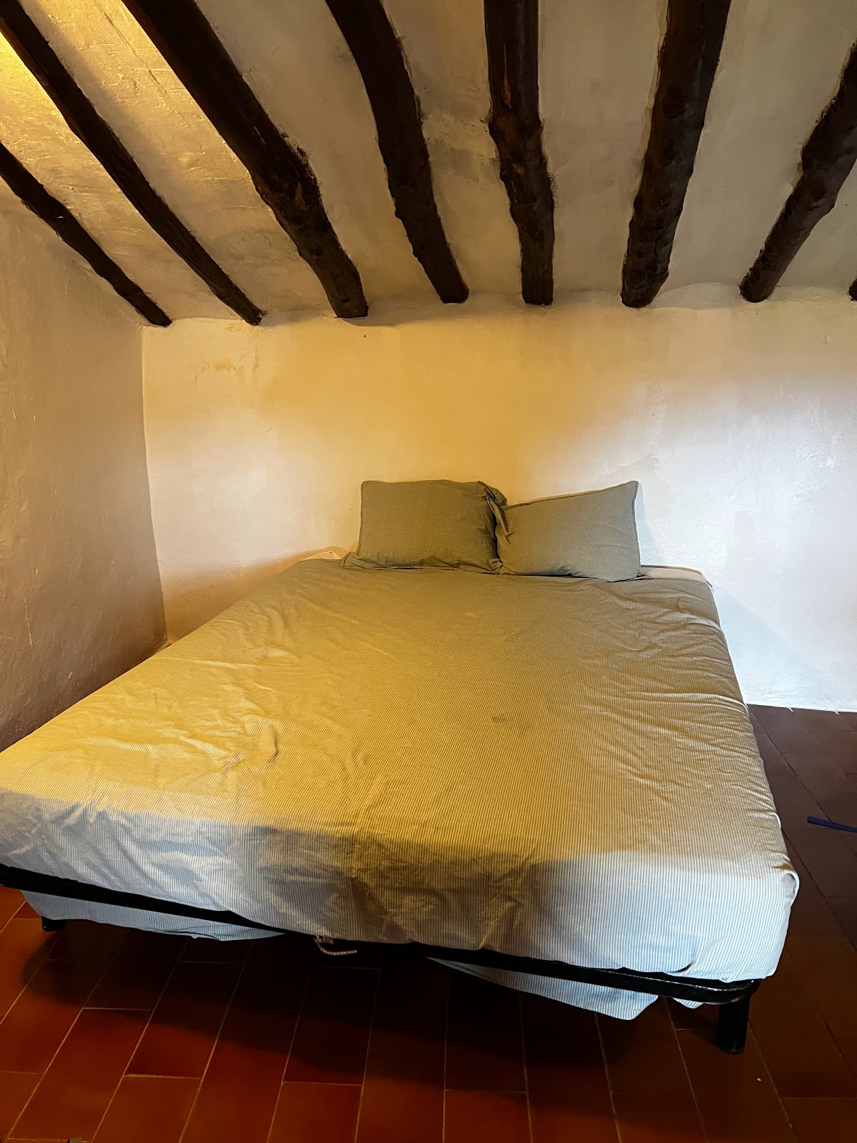 Albergue Oasis Trails photo 10, albergue accommodation in Villamayor de Monjardín on the Camino Frances