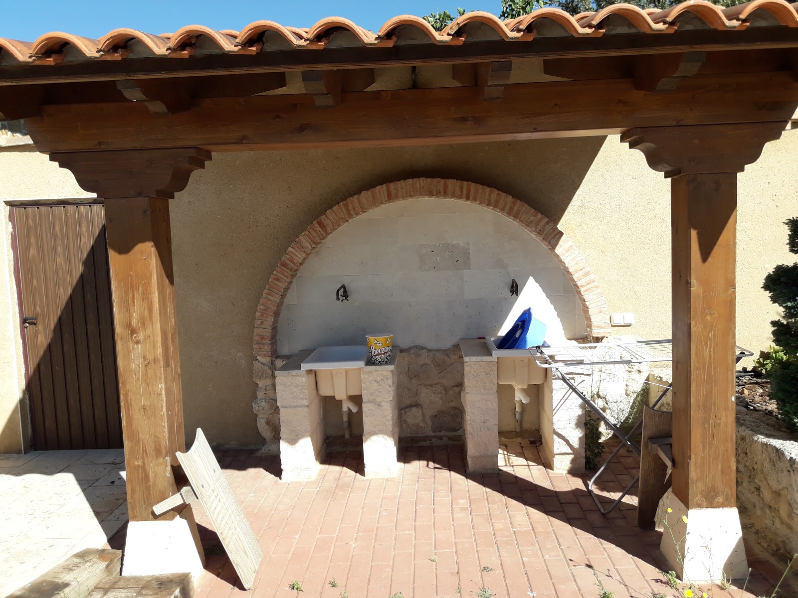 Albergue “Via Trajana“, albergue accommodation in Calzadilla de los Hermanillos on the Camino Frances