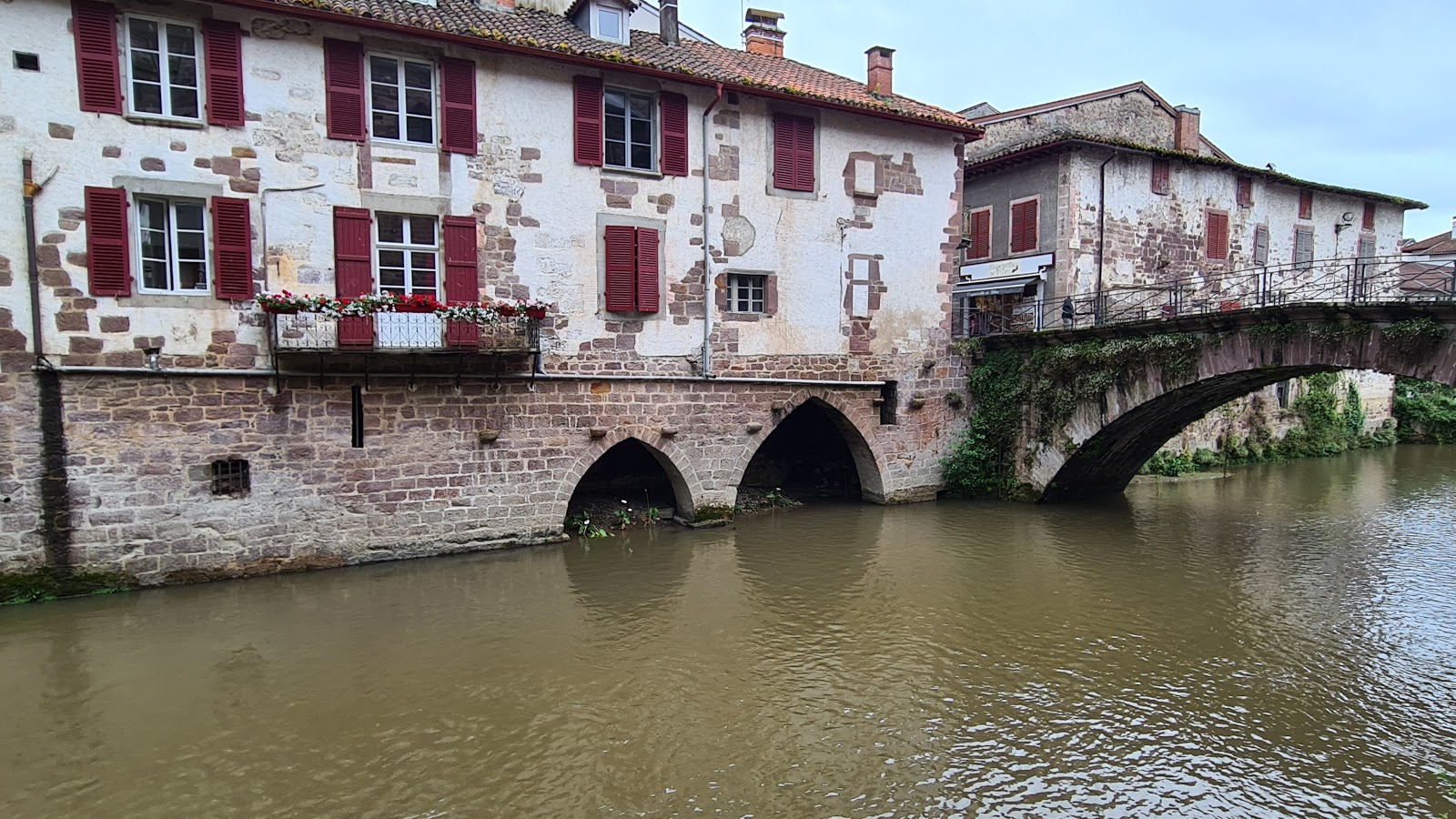 Commune de Saint Jean Pied de Port photo 7, municipal accommodation in St Jean Pied de Port on the Camino Frances