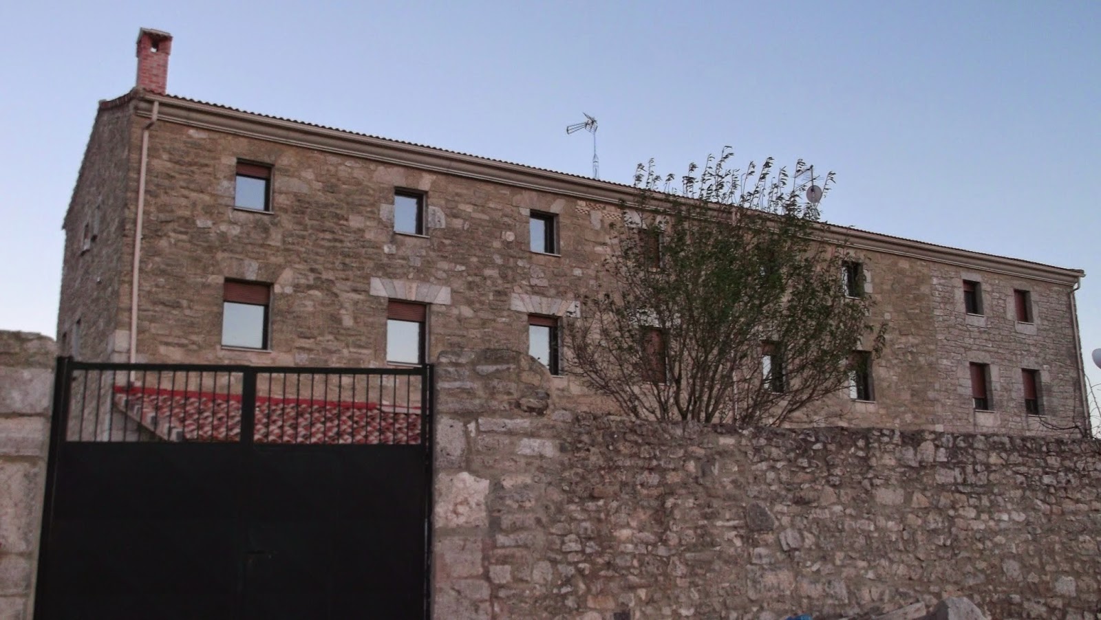 Factory Hostel photo 6, albergue accommodation in Tardajos on the Camino Frances