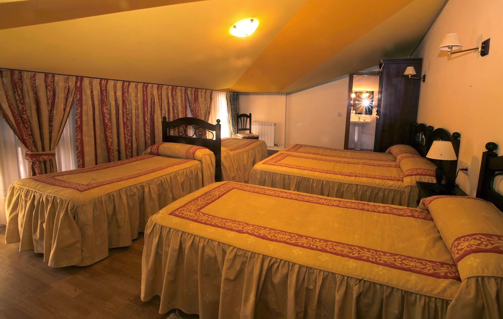 Hostal Infanta Doña Leonor photo 15, guesthouse accommodation in Villacázar de Sirga on the Camino Frances