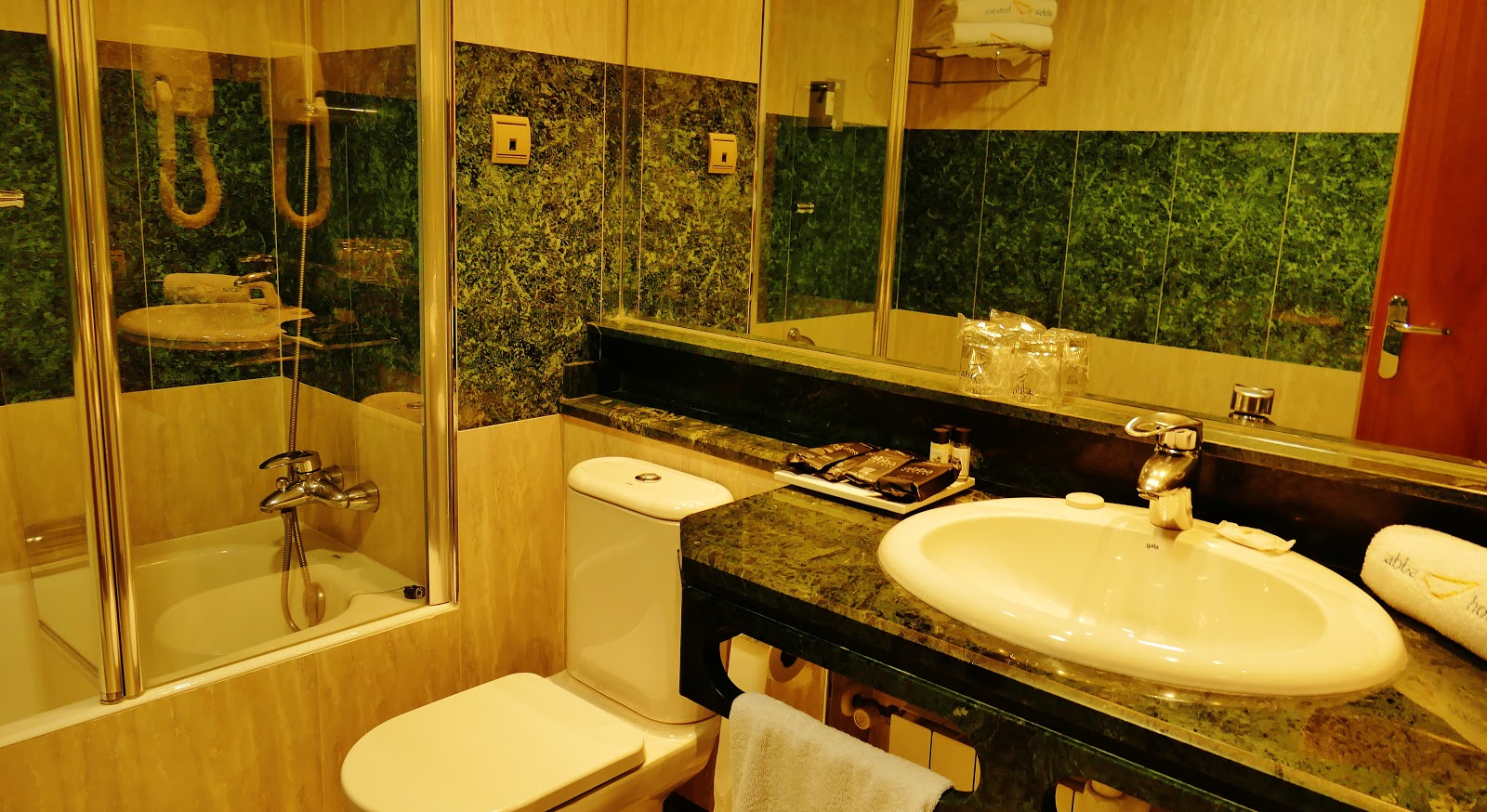 Abba Burgos Hotel photo 4, hotel accommodation in Burgos on the Camino Frances