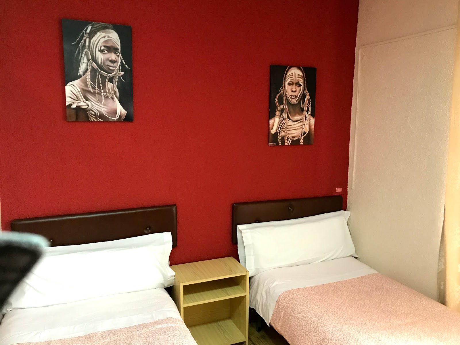 Hostal Padre Isla 1 photo 6, albergue accommodation in León on the Camino Frances