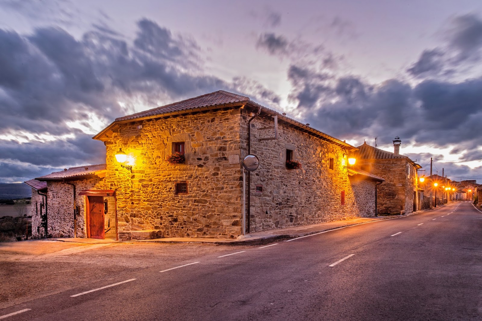 Hotel Rural Via Avis photo 5, hotel accommodation in Santa Catalina de Somoza on the Camino Frances