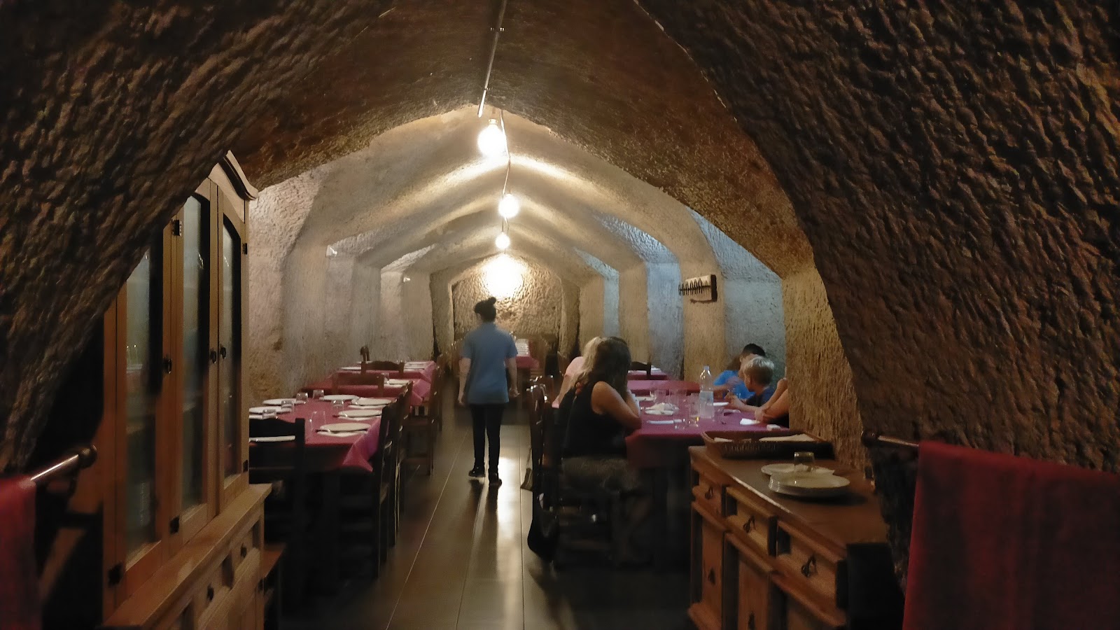 El Castillo de Moratinos photo 4, albergue accommodation in Moratinos on the Camino Frances