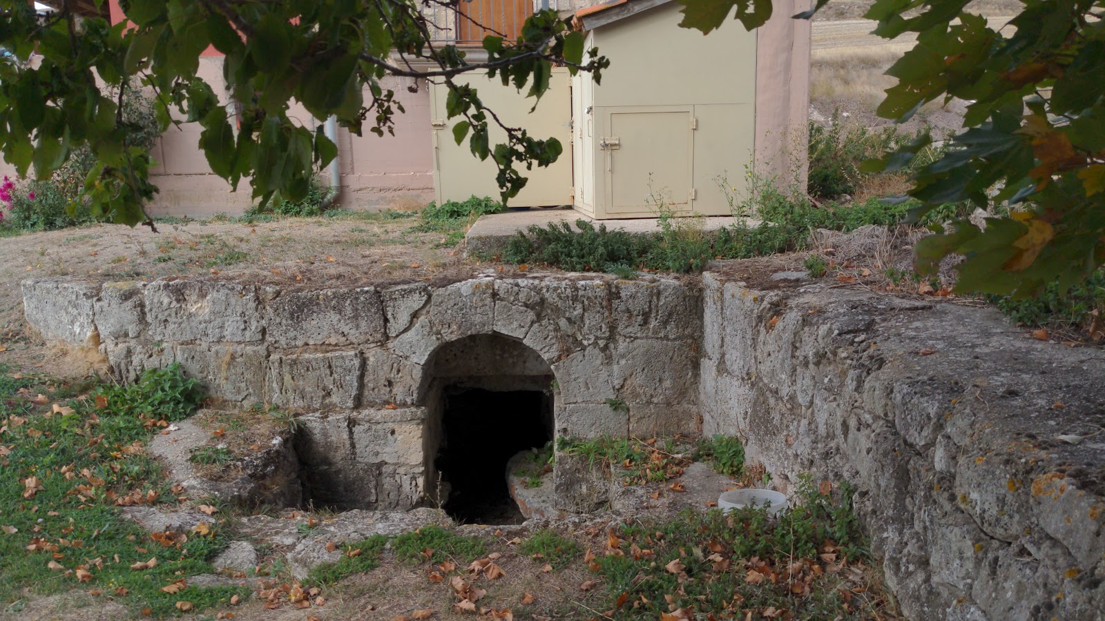 Albergue de "Arroyo de San Bol" photo 9, albergue accommodation in San Bol on the Camino Frances