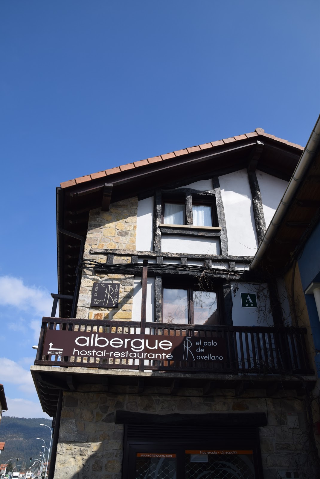 ALBERGUE EL PALO DE AVELLANO photo 6, albergue accommodation in Zubiri on the Camino Frances