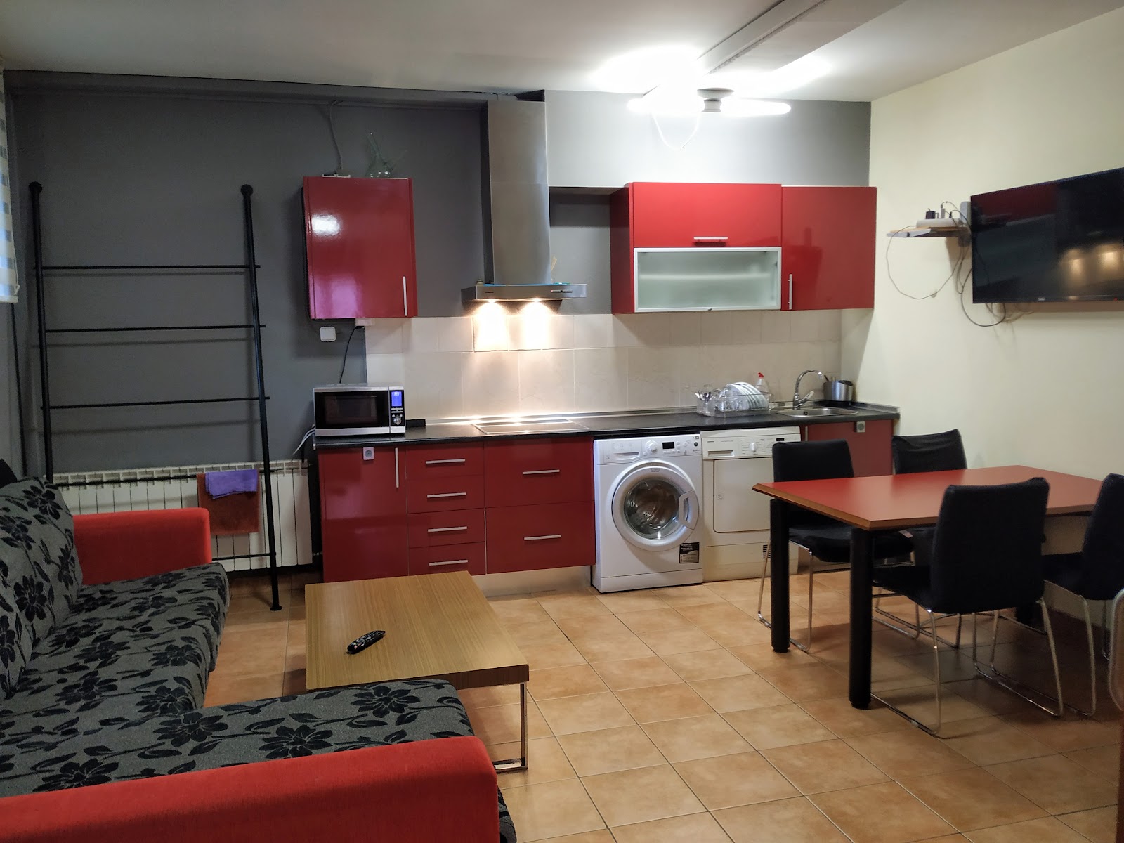 Alojamientos Acá Y Allá Urdaniz photo 15, accommodation listing in Urdániz on the Camino Frances