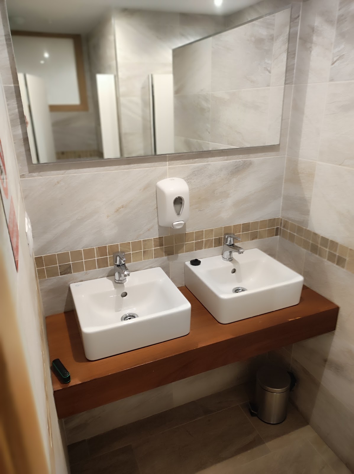 Casa Lixa photo 3, hotel accommodation in Las Herrerías on the Camino Frances