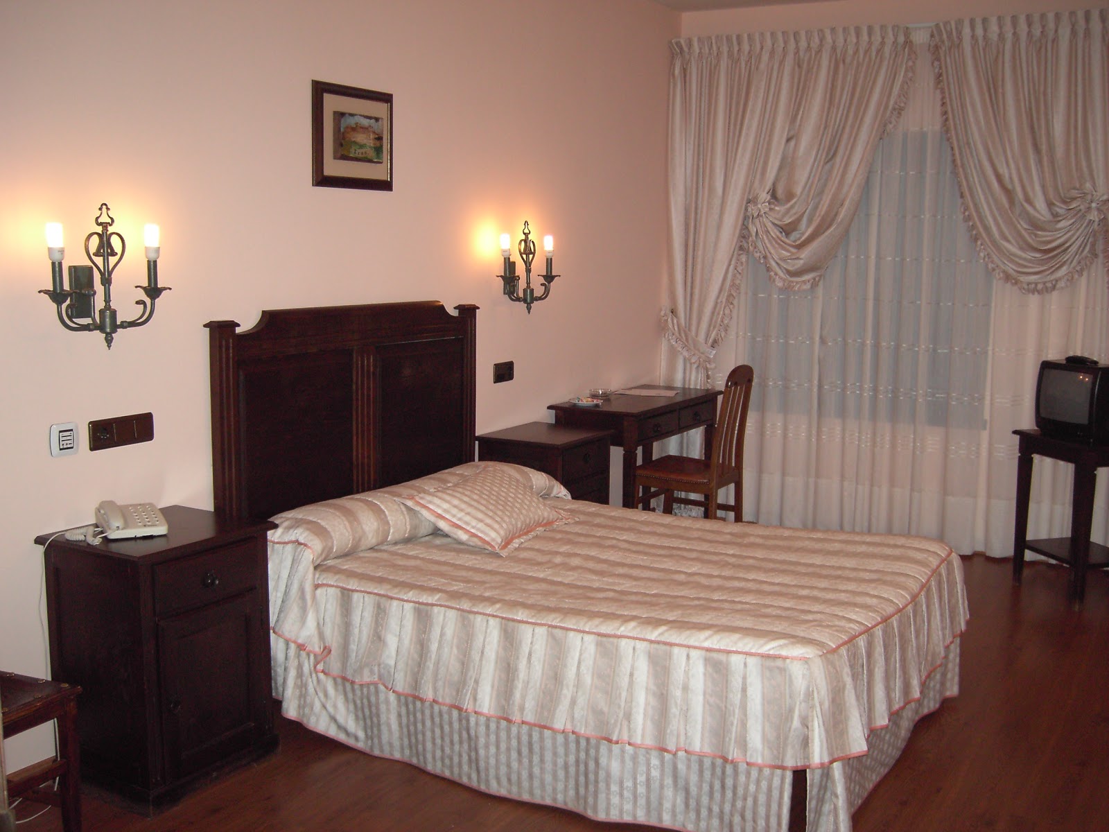 Hotel - Bar - Restaurante La Posada de Gaspar photo 7, hotel accommodation in Rabanal del Camino on the Camino Frances