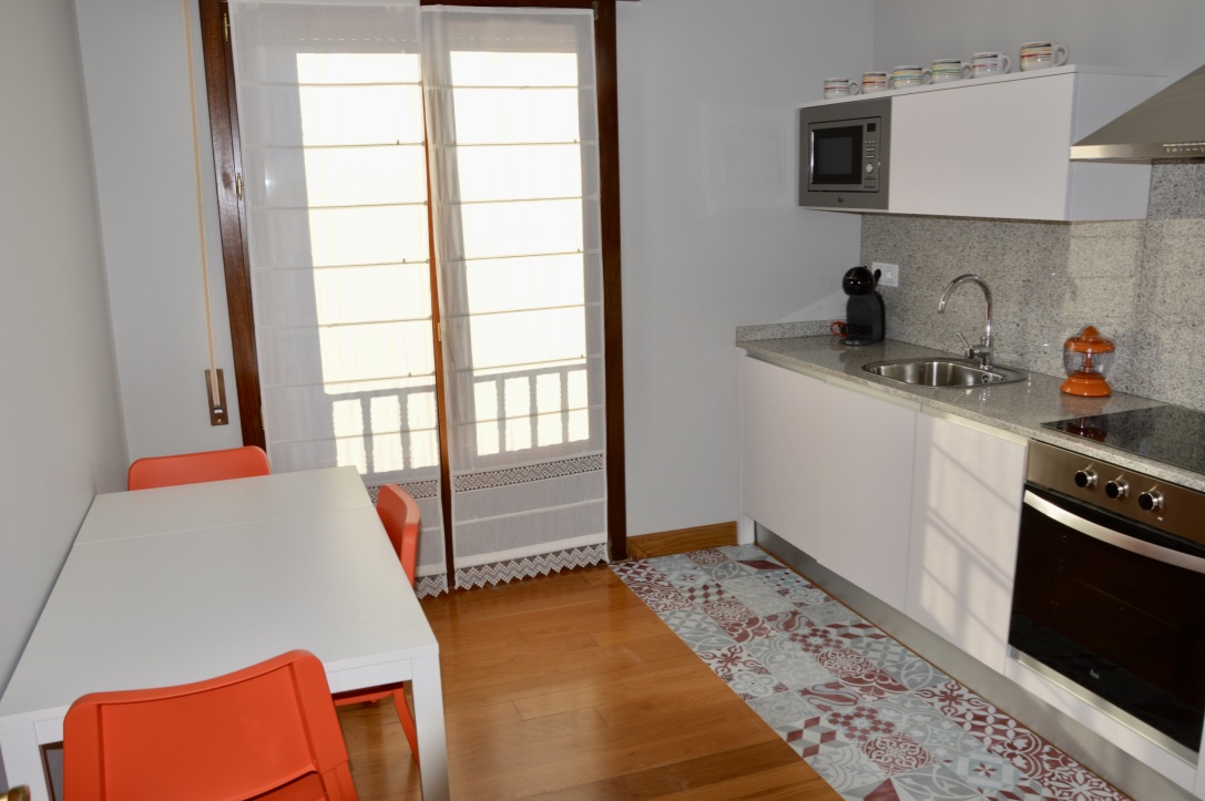APARTAMENTOS MONTEJURRA photo 8, apartment accommodation in Ayegui on the Camino Frances