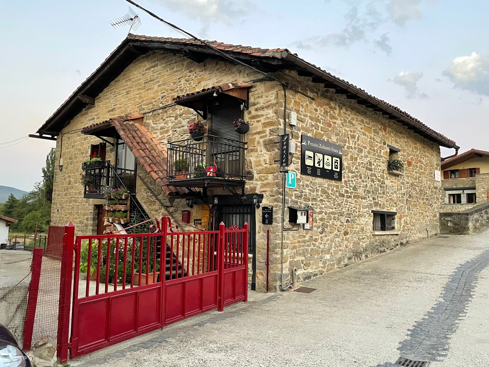 Pension Zubiaren Etxea photo 5, pension accommodation in Zubiri on the Camino Frances