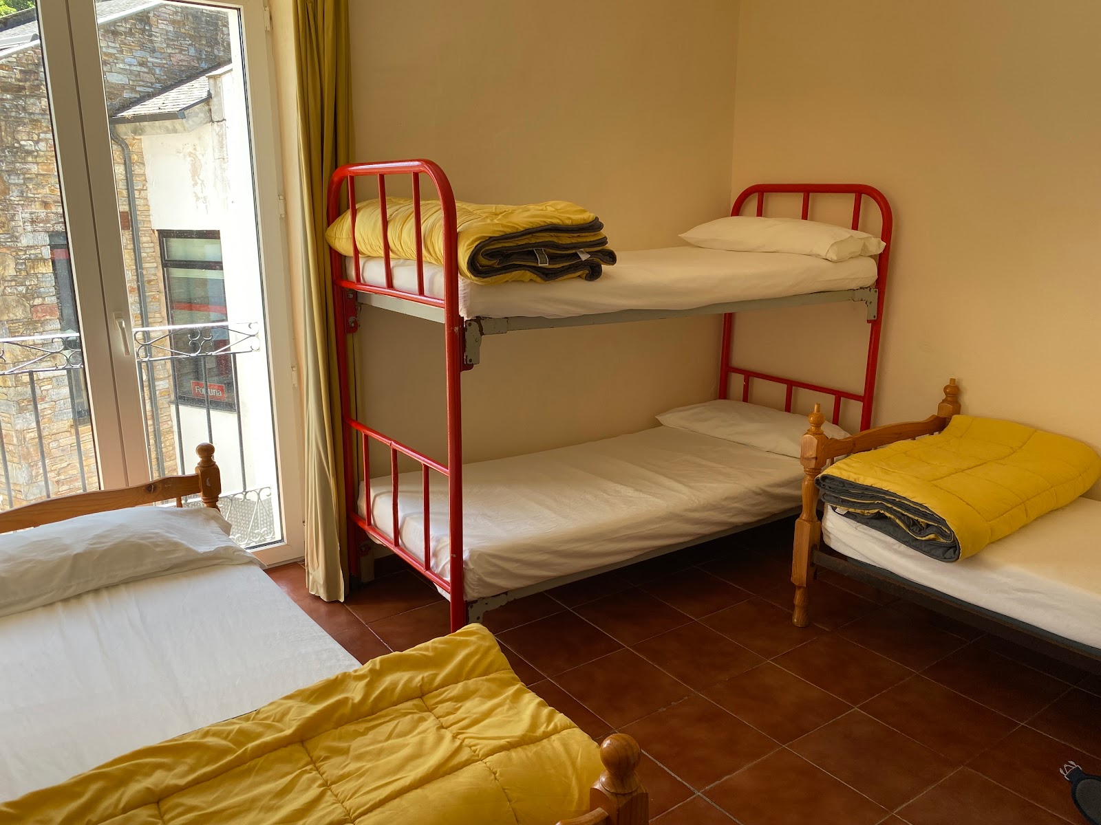 Albergue Refugio Pequeno Potala photo 2, albergue accommodation in Ruitelán on the Camino Frances