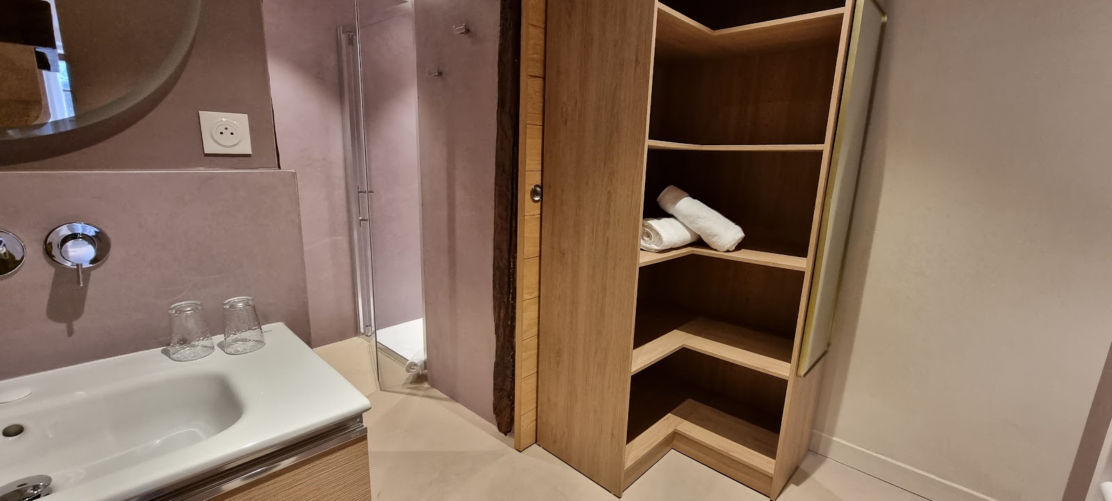 Maison E.Bernat photo 4, pension accommodation in St Jean Pied de Port on the Camino Frances