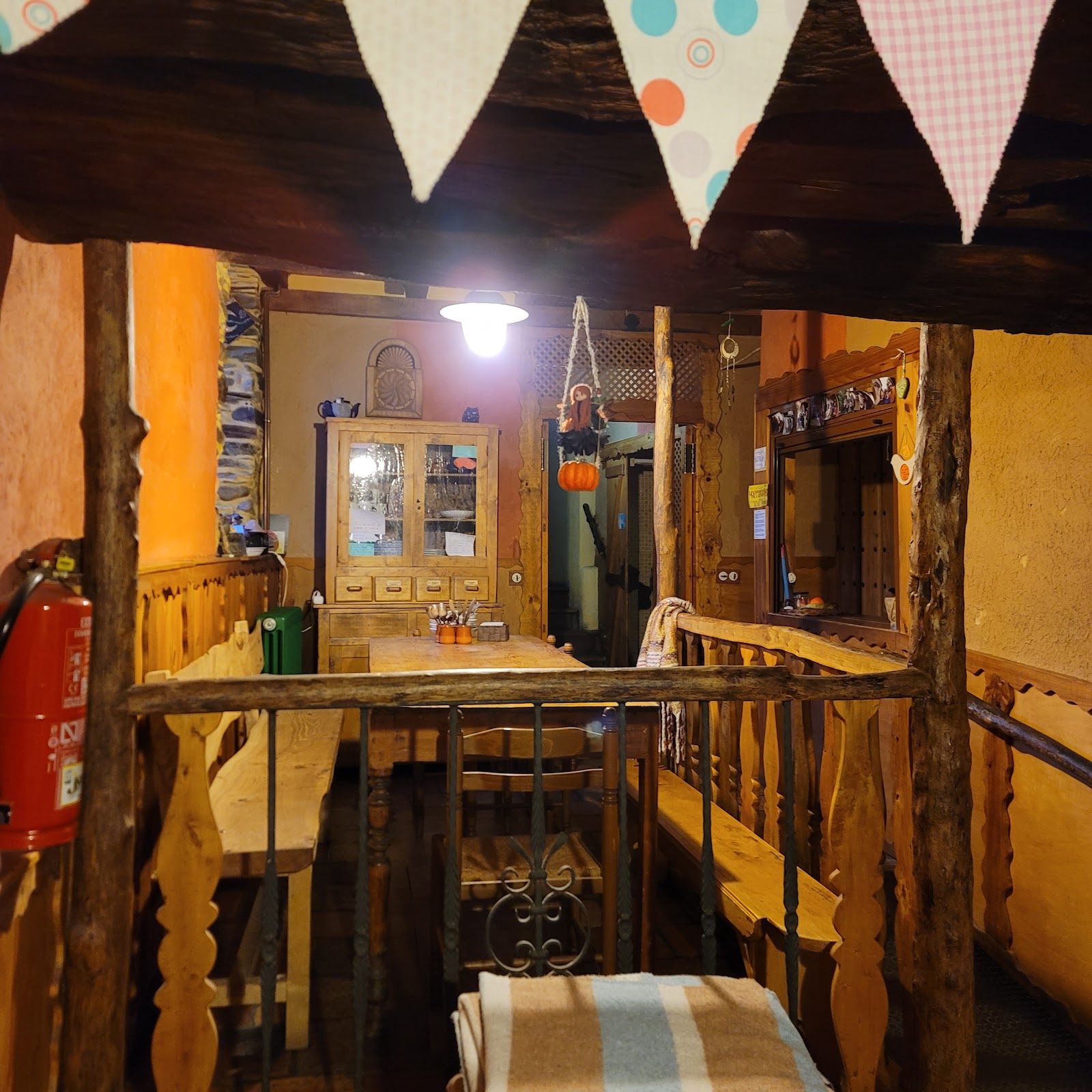 Albergue El Serbal y La Luna photo 8, albergue accommodation in Pieros on the Camino Frances