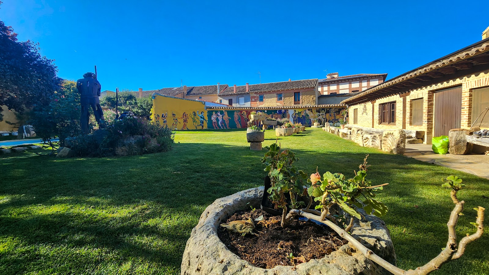 En el camino photo 7, hotel accommodation in Boadilla del Camino on the Camino Frances