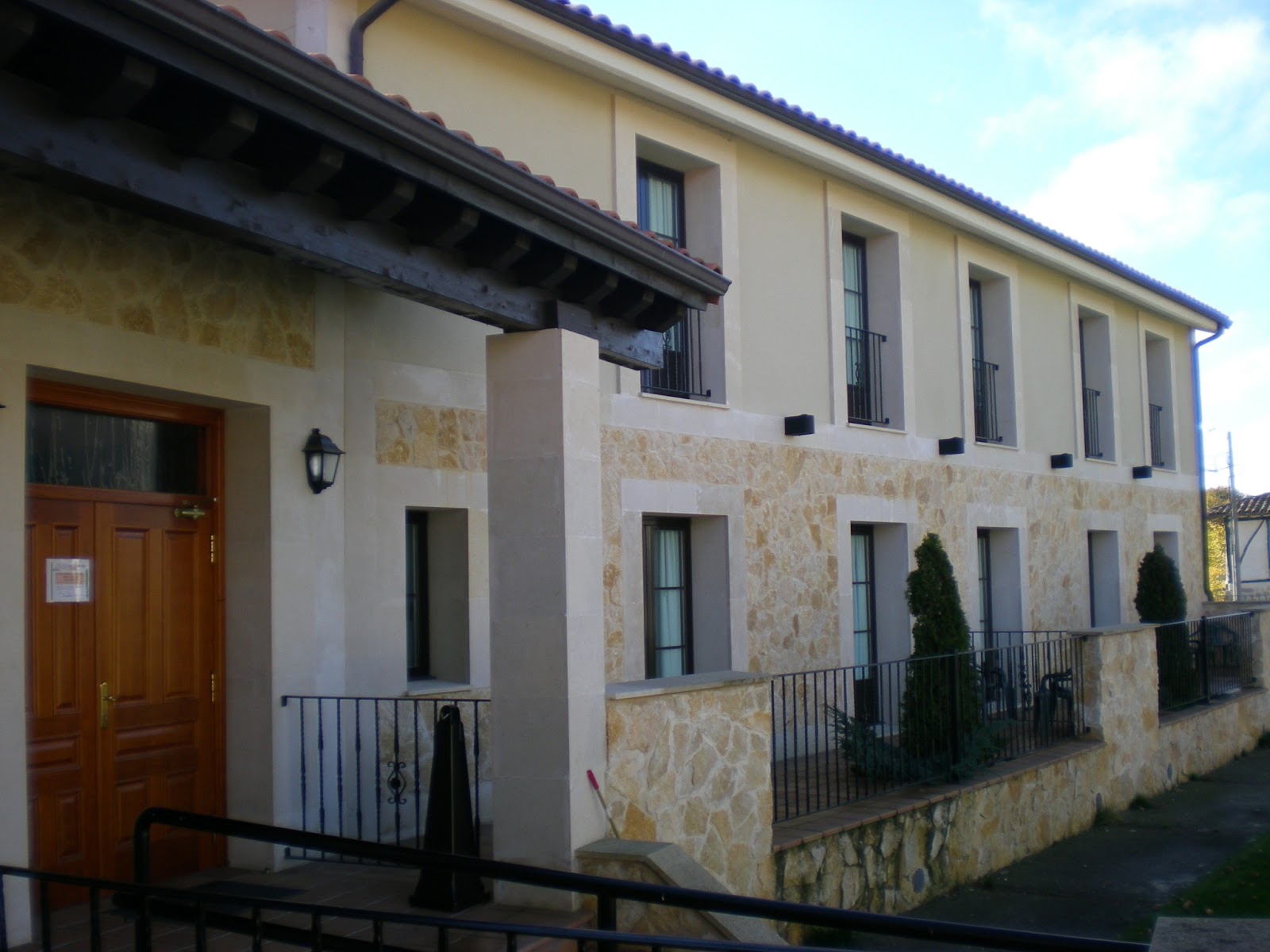 Hotel Rural La Henera photo 10, hotel accommodation in San Juan de Ortega on the Camino Frances