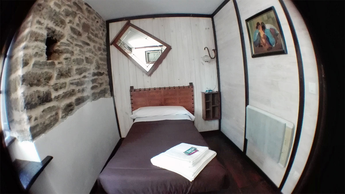 Pensión Albergue Matias Locanda photo 9, pension accommodation in Sarria on the Camino Frances