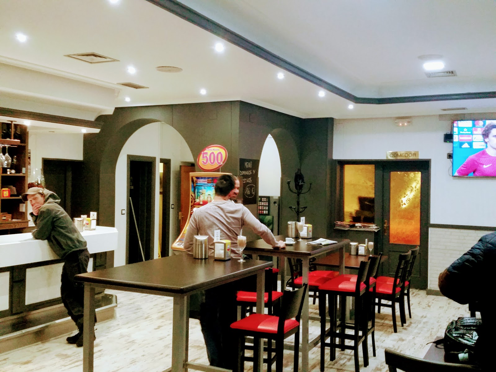 Hostal Restaurante Central photo 6, pension accommodation in La Virgen del Camino on the Camino Frances