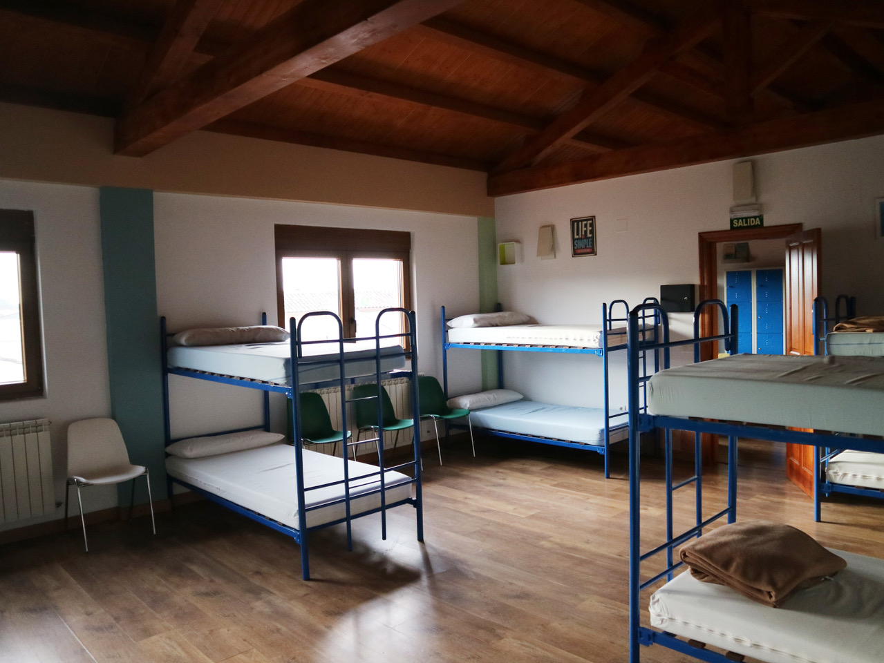 Juntos Hostel Bar Cafeteria photo 5, albergue accommodation in Boadilla del Camino on the Camino Frances