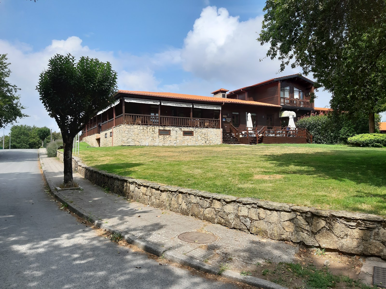 La Cabaña photo 6, pension accommodation in Os Chacotes on the Camino Frances