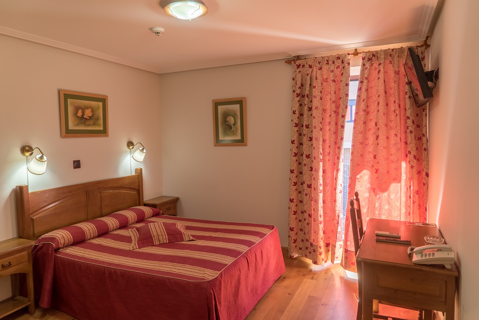 Hotel Jacobeo photo 2, hotel accommodation in Belorado on the Camino Frances