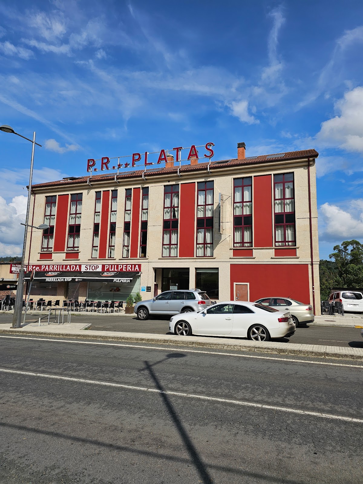 Pensión Residencial Platas photo 14, guesthouse accommodation in Pedrouze / Arca on the Camino Frances