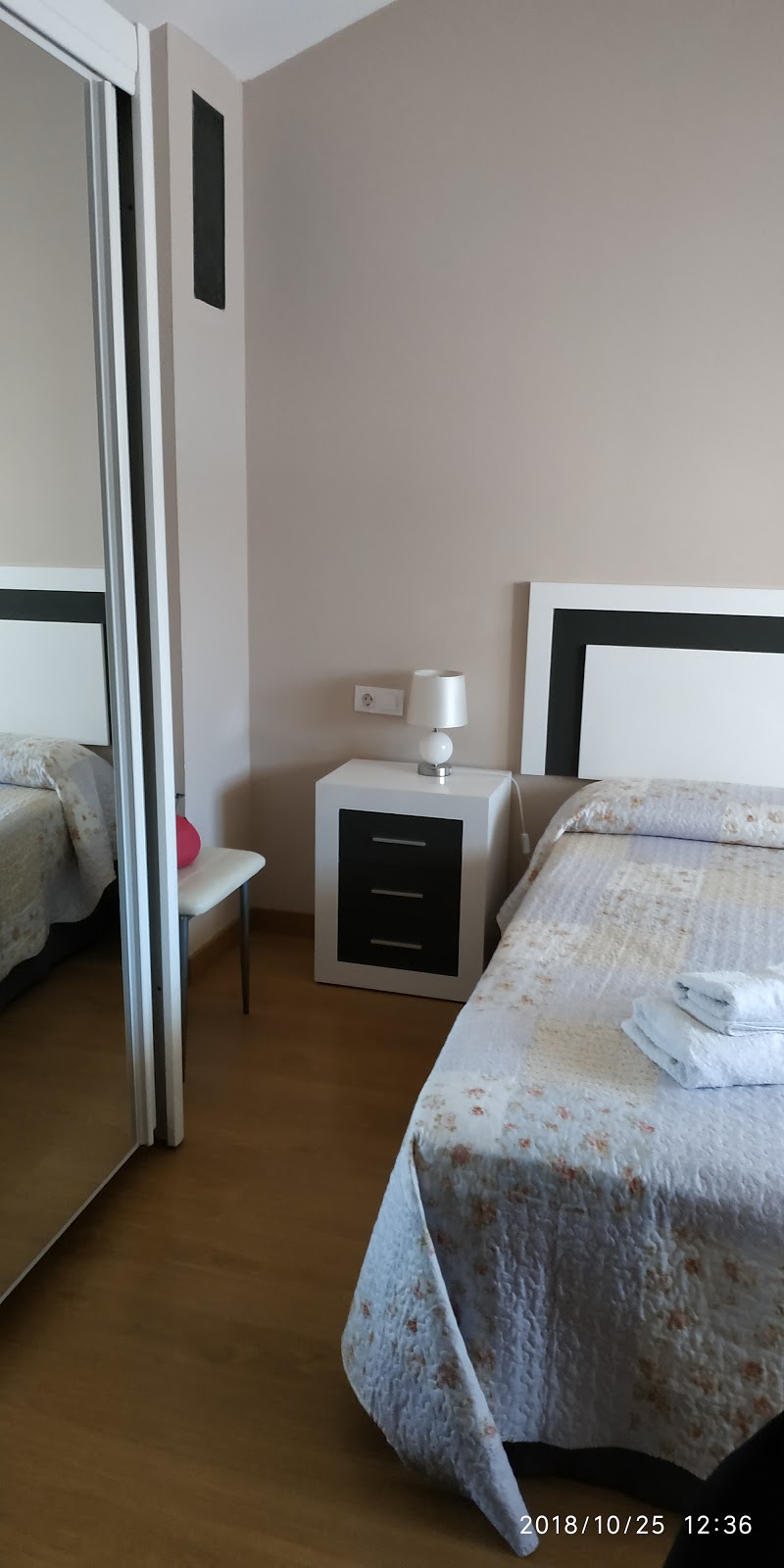 Primorena Txiki (Lintzoain) photo 2, apartment accommodation in Lintzoain on the Camino Frances